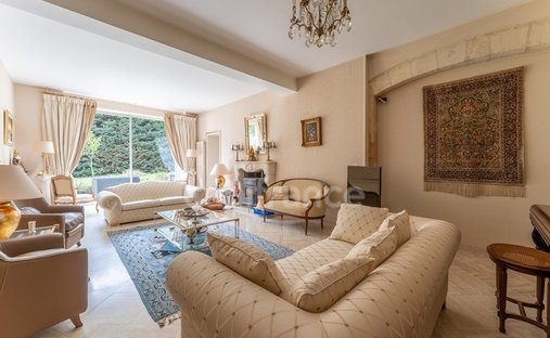 House in Nord Ouest, Saint-André-de-Cubzac, France 1