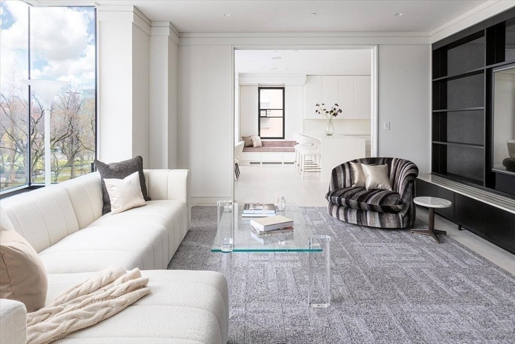 Condo in Boston, Massachusetts, United States 4 - 17633777