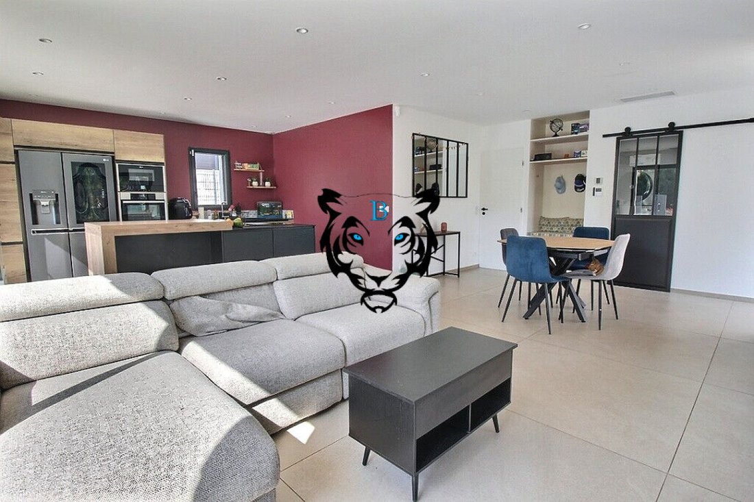 Casa en Ecarts, Roquebrune-sur-Argens, Francia 3 - 17629178