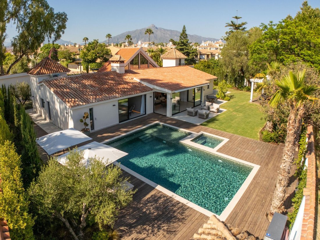 Villa in Puerto Banus, Marbella, Spain 1 - 17630480