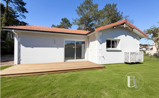 House in Centre Ville, Gujan-Mestras, France 1