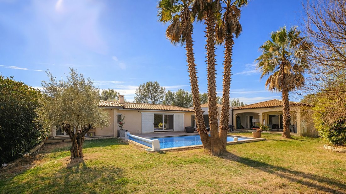 Villa in Guzargues, Occitania, France 1 - 17635039