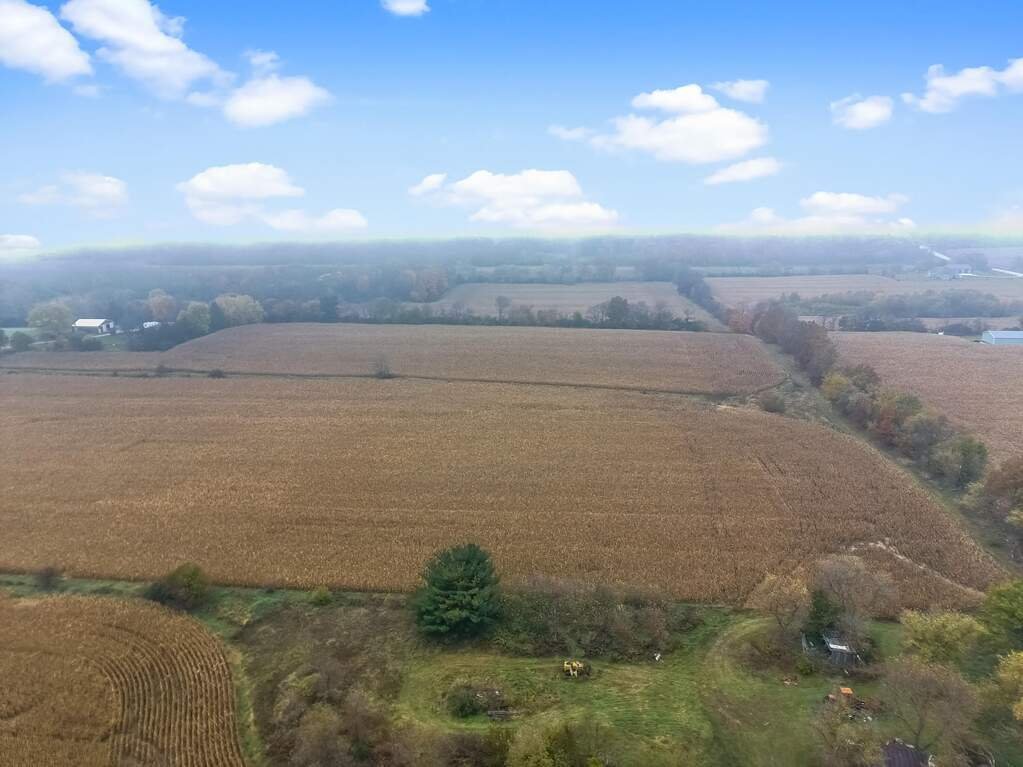 Land in Sullivan, Wisconsin, United States 1 - 17636959