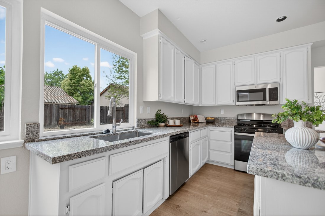 House in Sacramento, California, United States 4 - 17633506
