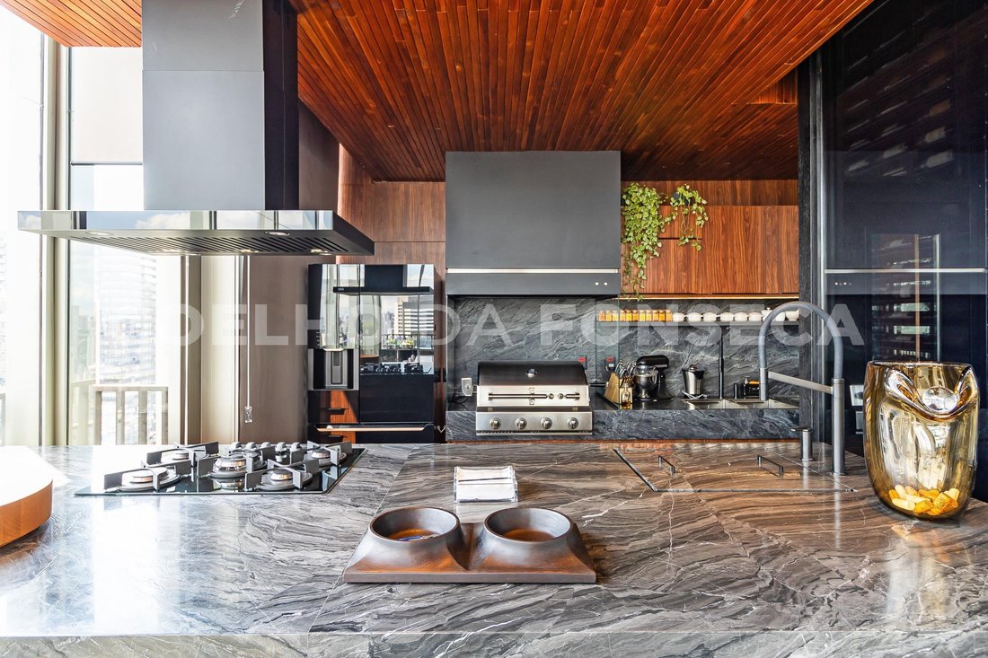 Condo in São Paulo, State of São Paulo, Brazil 5 - 17638592