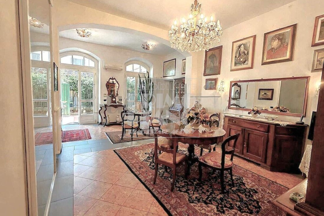 Apartment in Historic Center, Lucca, Tuscany 3 - 17221386