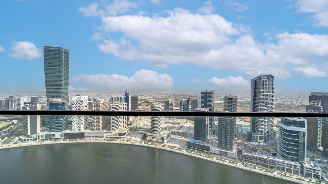 Apartment in Business Bay, Dubai, United Arab Emirates 1 - 17629452