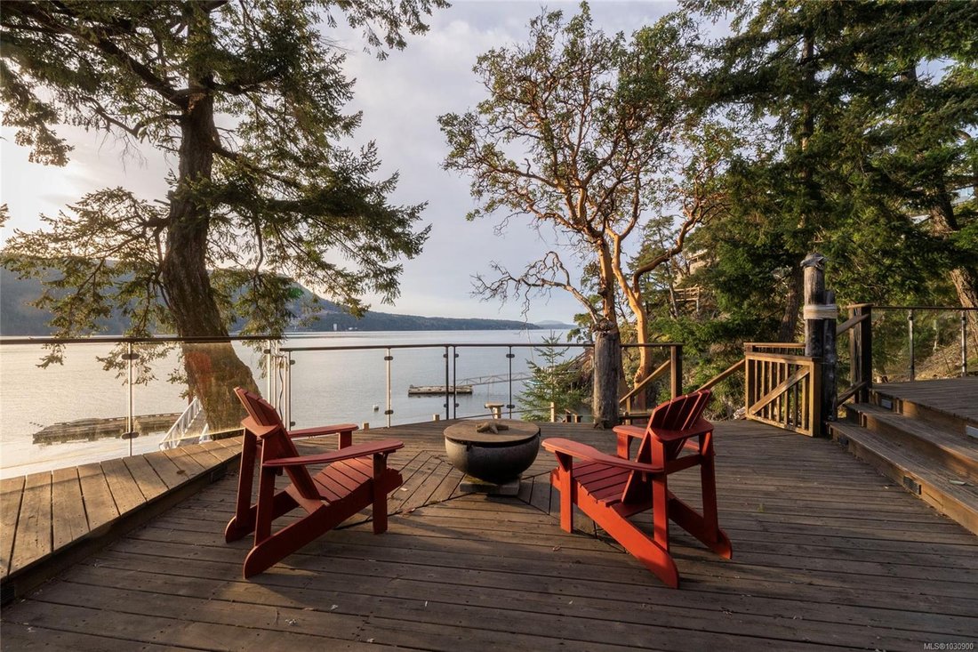 House in Victoria, British Columbia, Canada 3 - 17633153