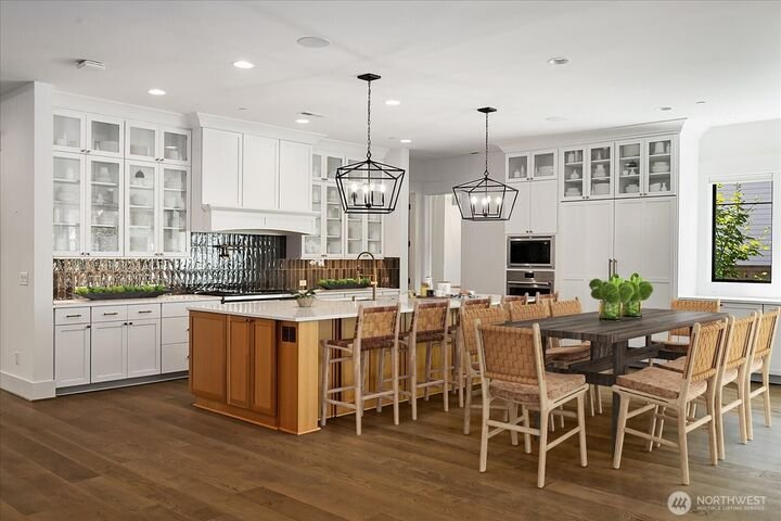 House in Bellevue, Washington, United States 5 - 17638796
