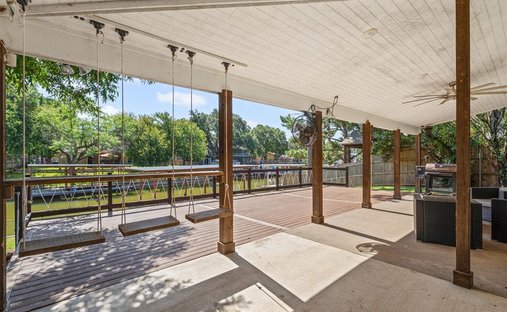 House in Granbury, Texas, United States 1
