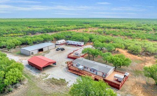 Farm Ranch in Cotulla, Texas, United States 1