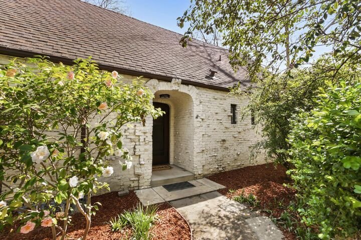 House in Davis, California, United States 3 - 17455747