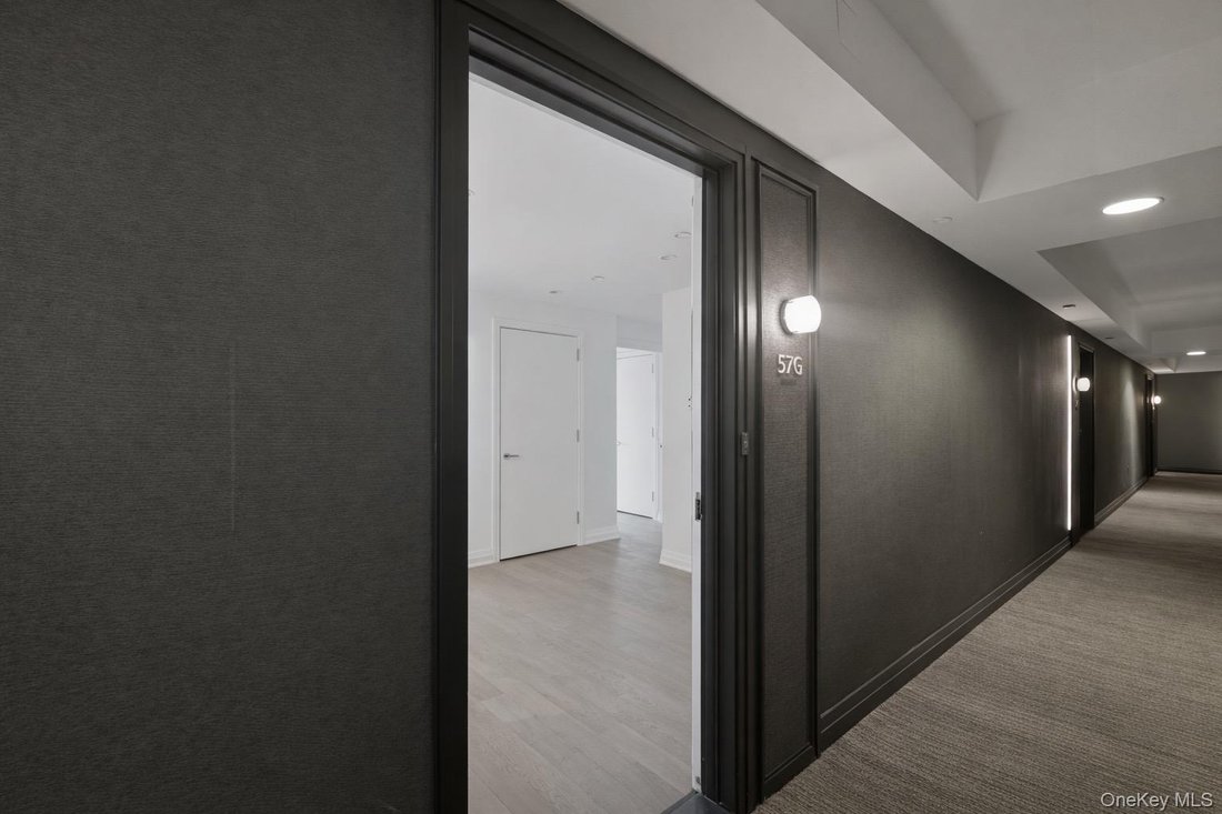 Condo in New York, New York, United States 4 - 17638684