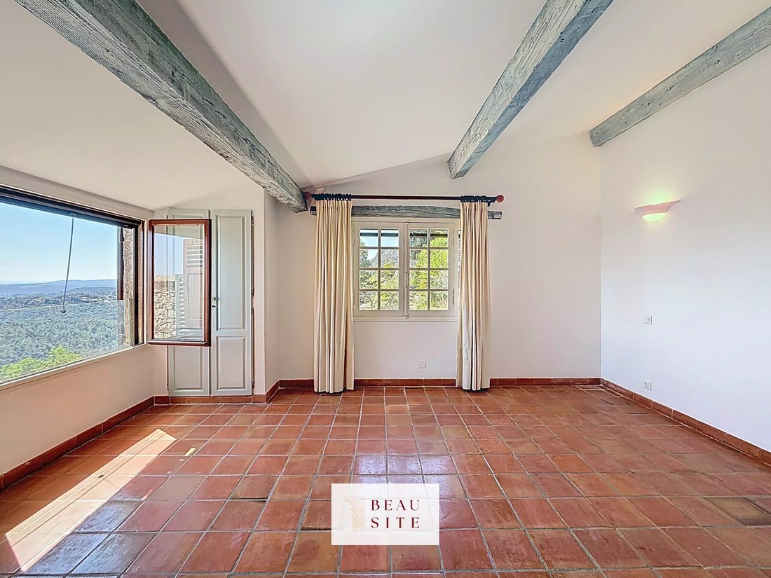 Casa a Saint-Jeannet, Provenza-Alpi-Costa Azzurra, Francia 2 - 17346820