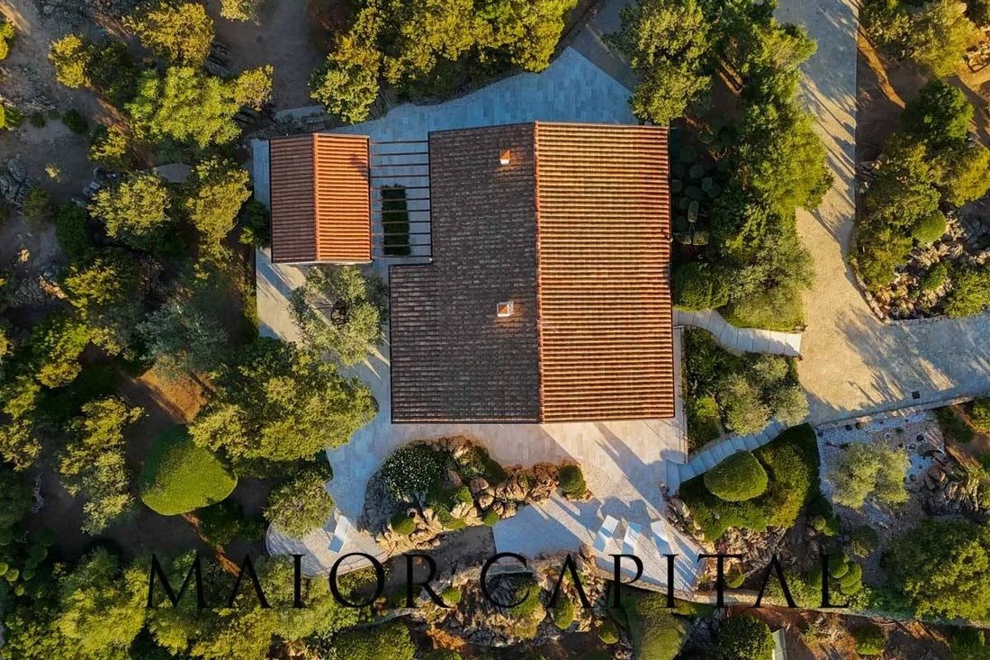 House in Center, Olbia, Italy 5 - 17639683