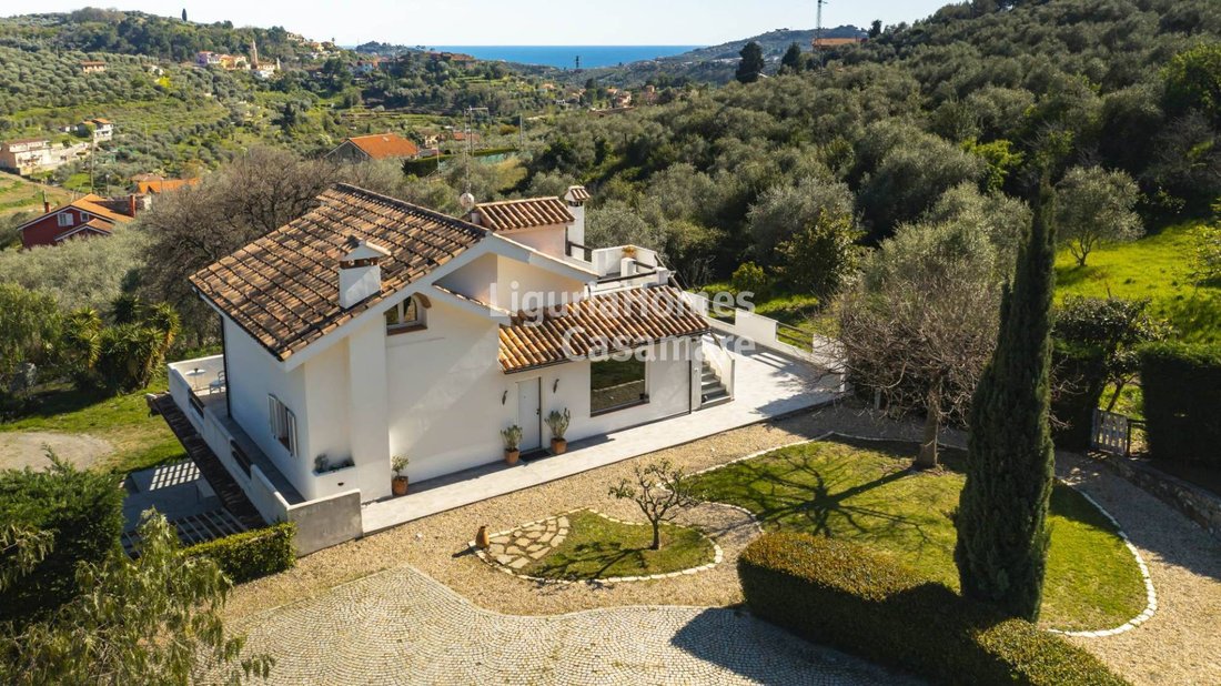 Villa in Oneglia, Imperia, Liguria 1 - 17348638