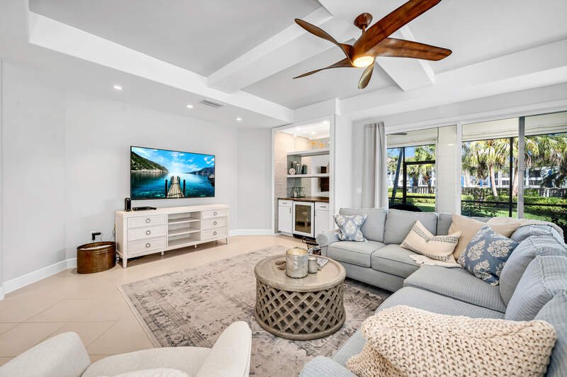 House in Naples, Florida, United States 3 - 16205153