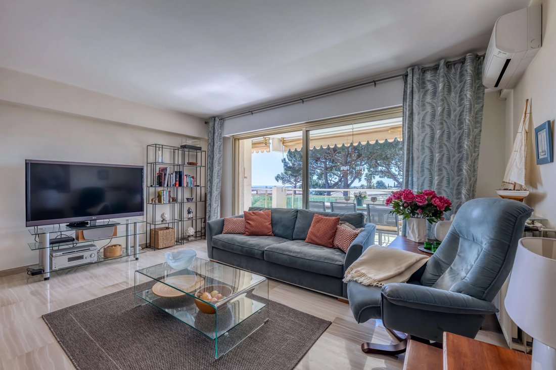 Apartment in Cannes, Provence-Alpes-Côte d'Azur, France 3 - 17629605