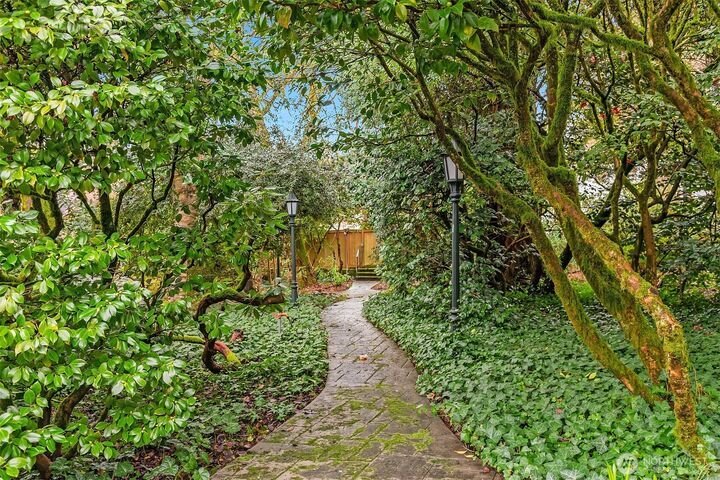 Land in Seattle, Washington, United States 3 - 17643982