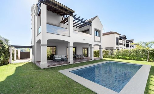 Haus in Estepona, Andalusien, Spanien 1
