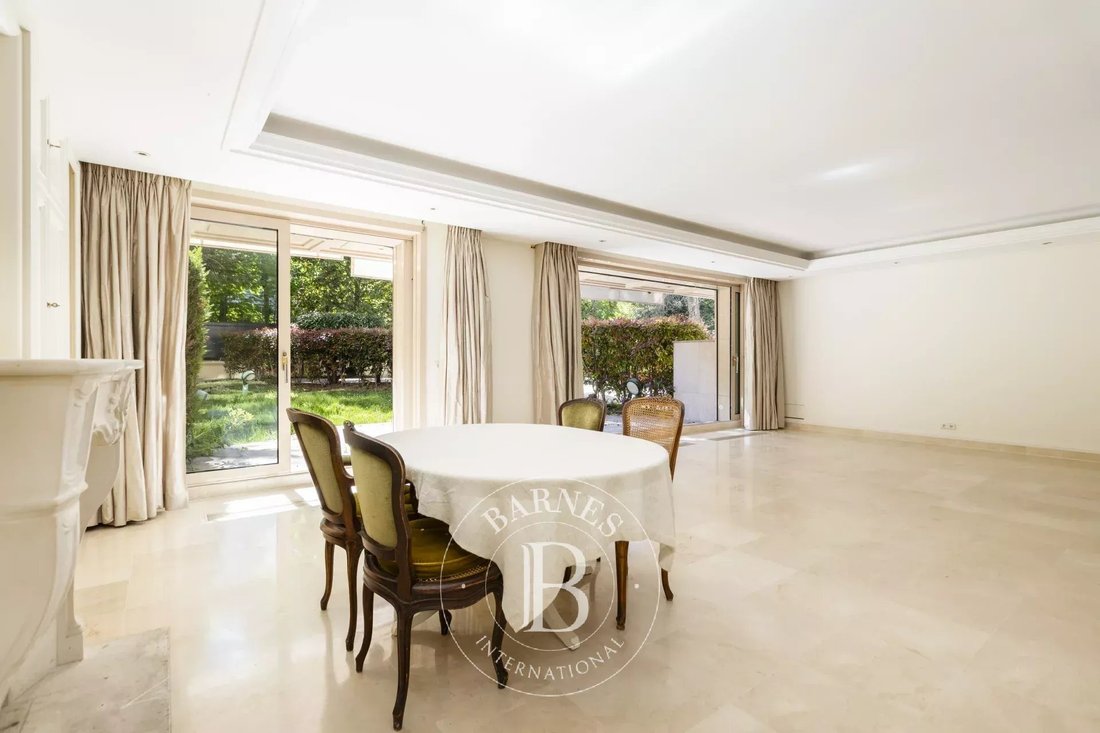 Apartment in La Plaine des Sablons, Neuilly-sur-Seine, France 4 - 17629753