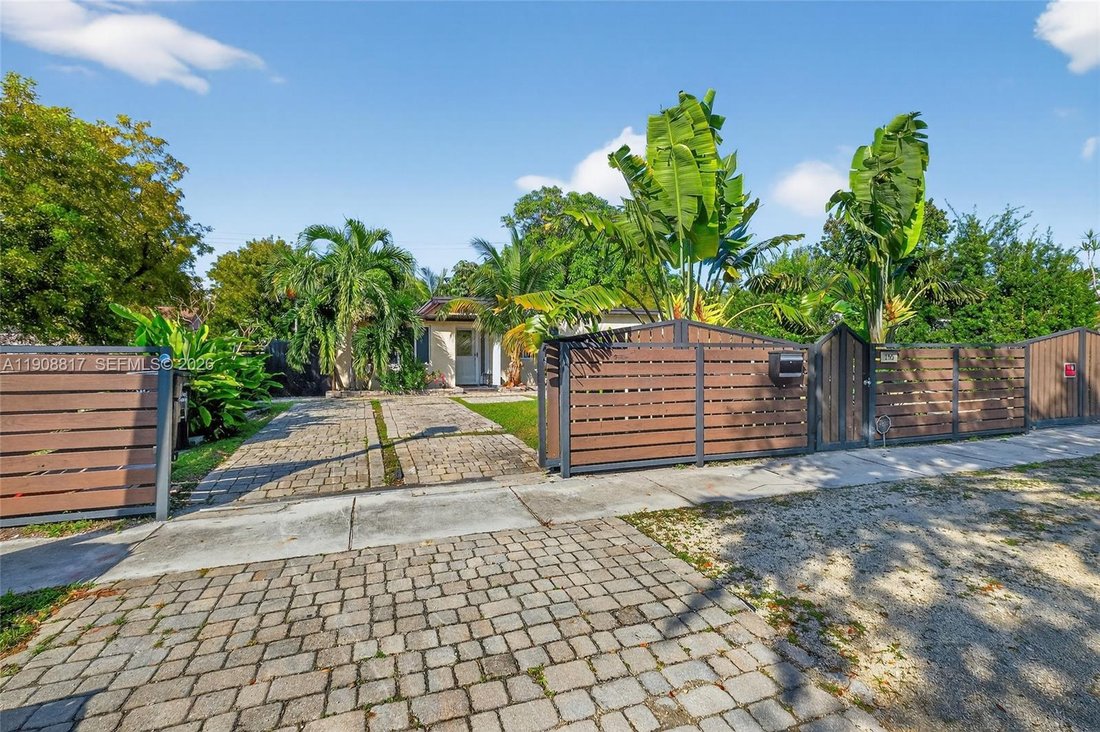 House in Miami, Florida, United States 2 - 17203508