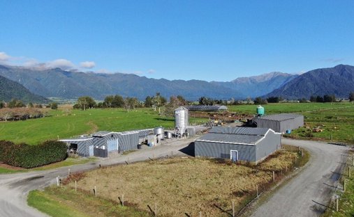 Casa di campagna a Kokatahi, West Coast, Nuova Zelanda 1