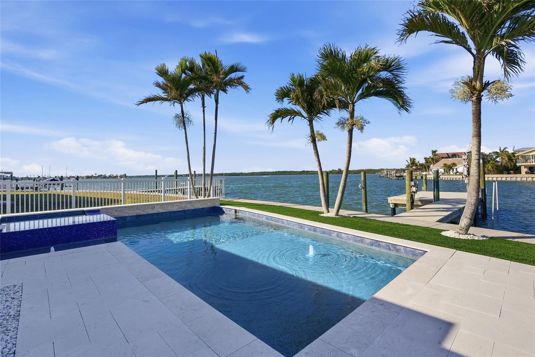 House in Madeira Beach, Florida, United States 2 - 17632876