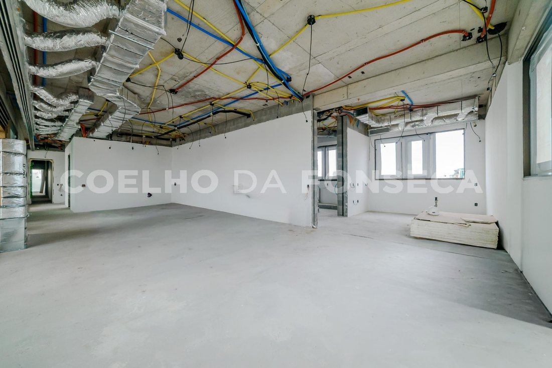 Condo in São Paulo, State of São Paulo, Brazil 5 - 17639431