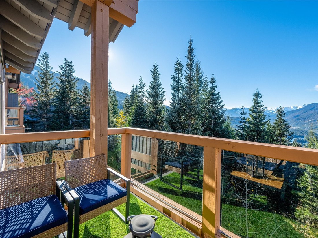 Whistler, British Columbia, Canada 5 - 17635680