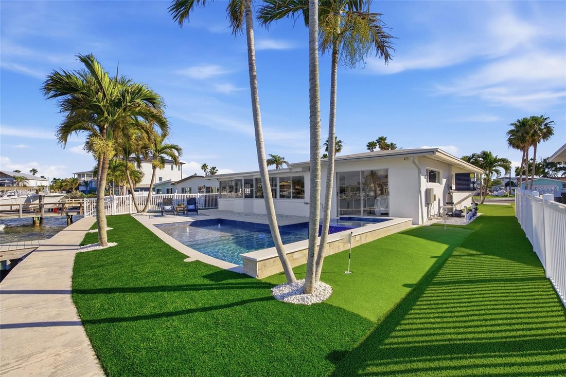 House in Madeira Beach, Florida, United States 3 - 17632876