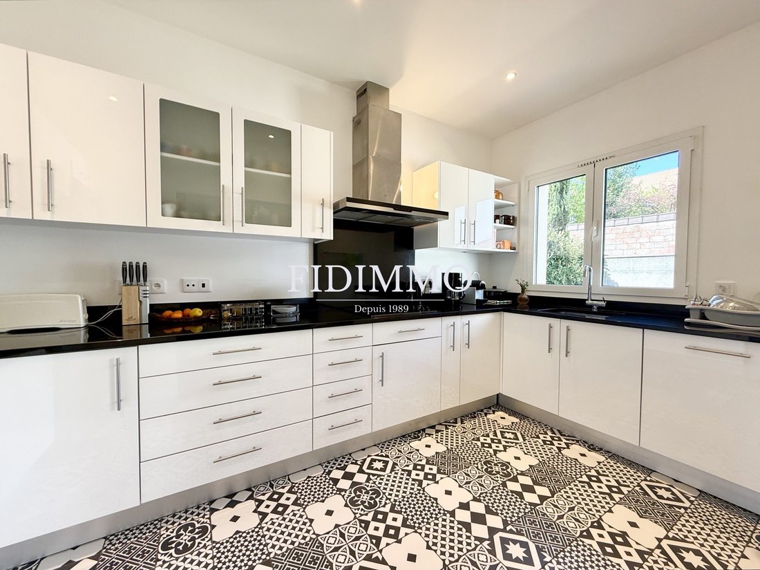 House in Ormesson-sur-Marne, Ile-de-France, France 5 - 17634971