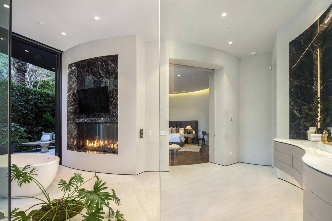 Estate in Los Angeles, California, United States 4 - 12799762