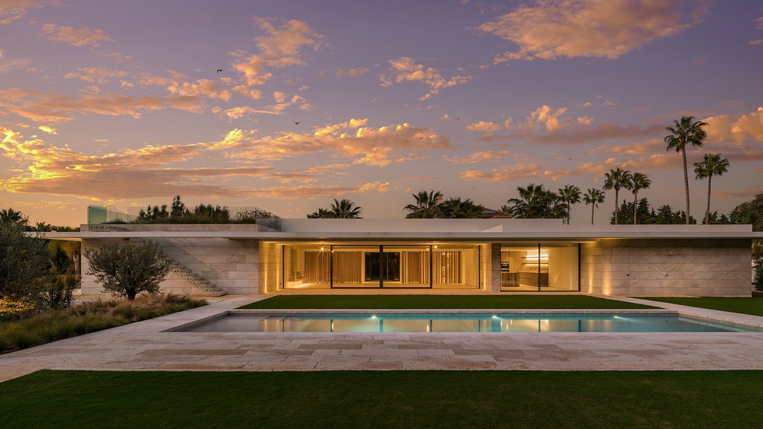 House in Sotogrande, San Roque, Andalusia 1 - 17637254