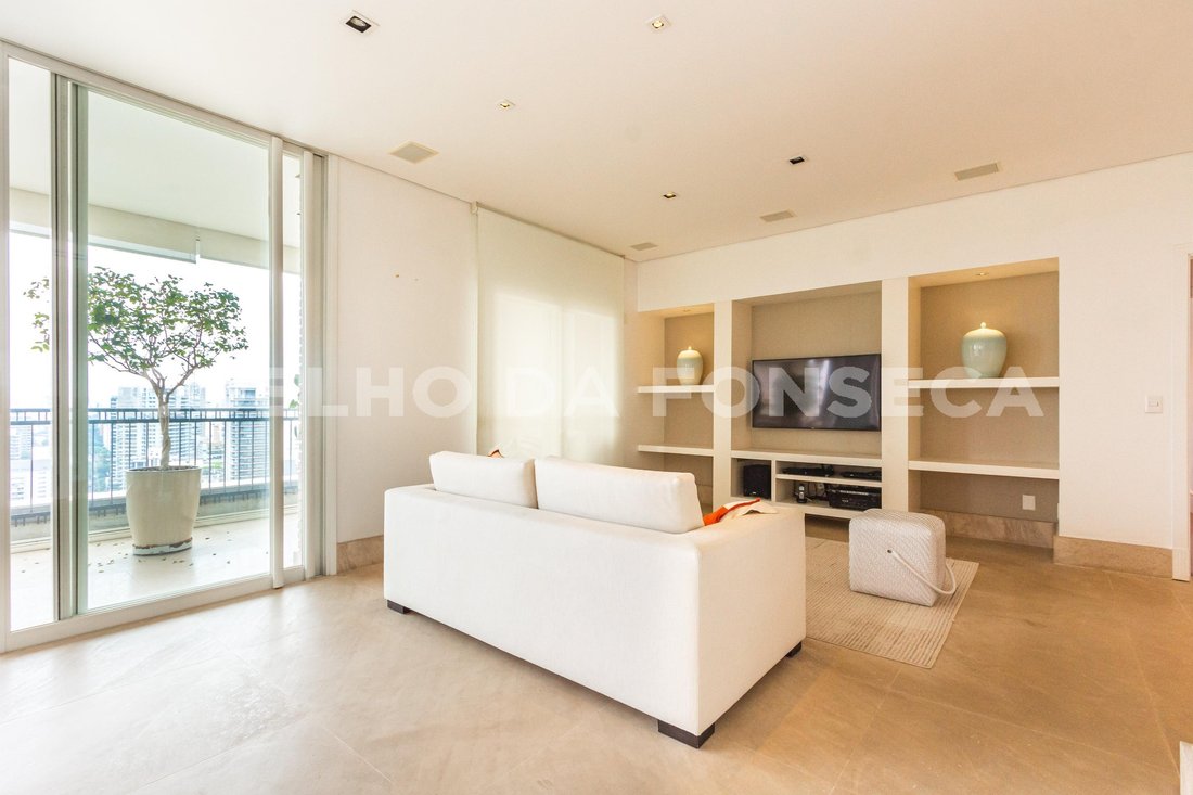 Condo in Jardim São Luís, State of São Paulo, Brazil 5 - 17636741