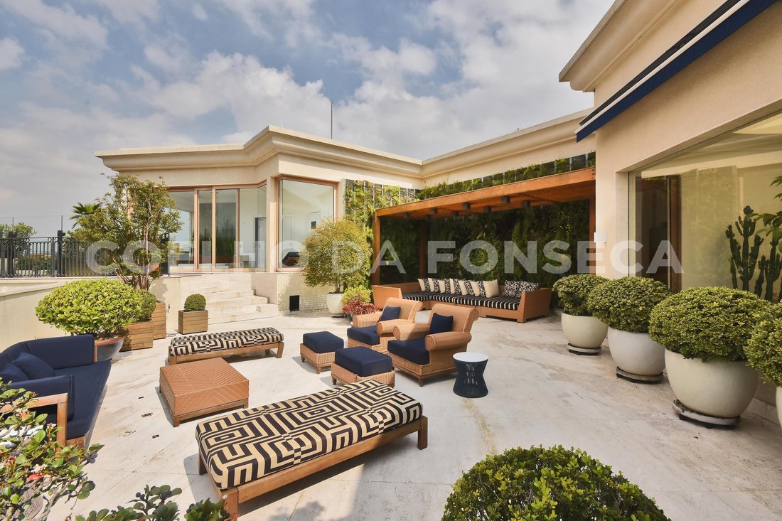 Condo in São Paulo, State of São Paulo, Brazil 2 - 15640069