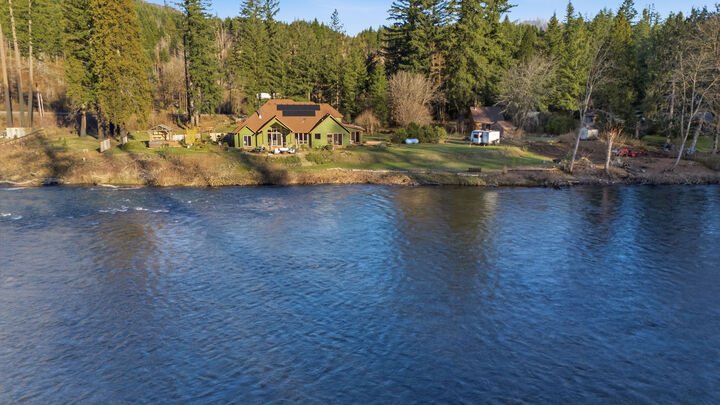 House in Vida, Oregon, United States 3 - 17641376