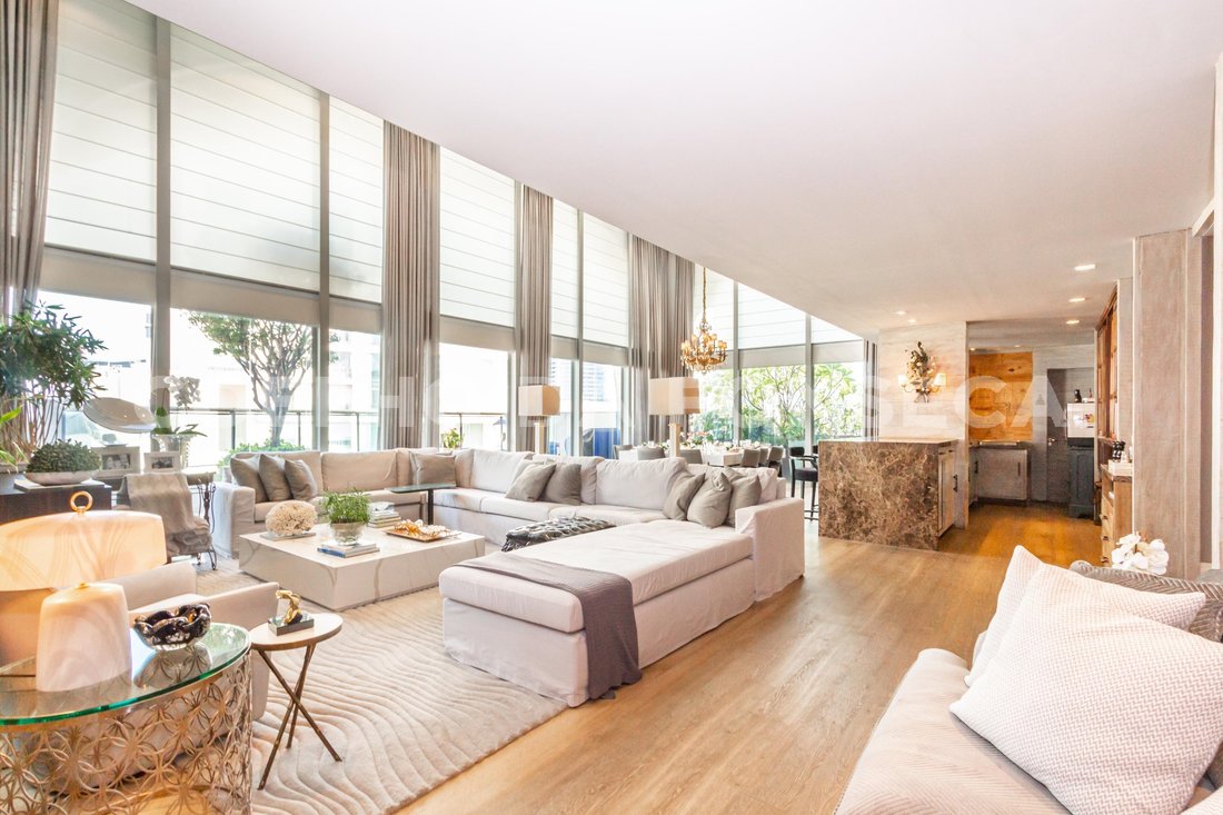 Condo in São Paulo, State of São Paulo, Brazil 1 - 15640130