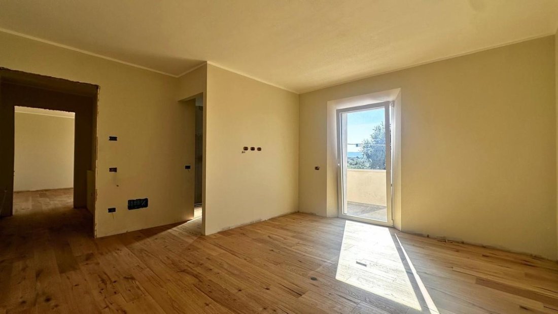 Villa in Bibbona, Tuscany, Italy 5 - 17631411