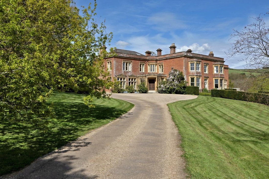 House in Shobrooke, England 1 - 17633406