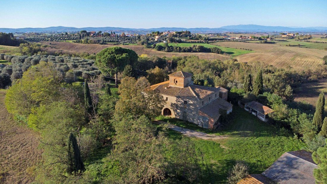 Country House in Center, Cortona, Tuscany 1 - 17633755