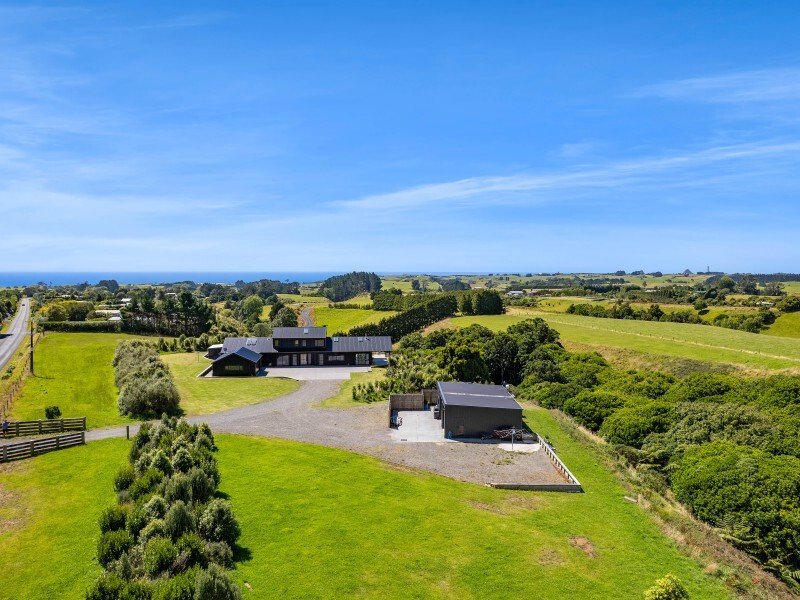 Country House in Koru, Taranaki, New Zealand 5 - 17638640