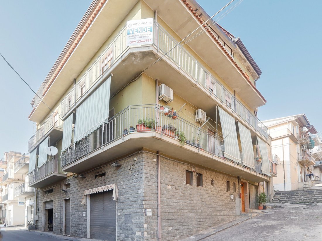 Apartment in Palagonia, Sicily, Italy 1 - 17633829
