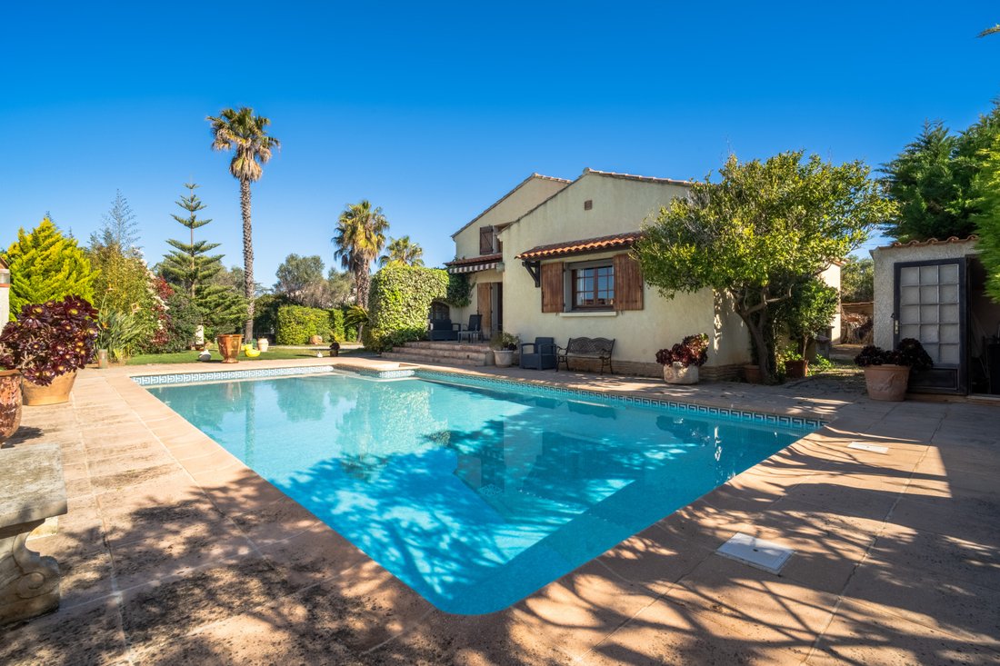 House in Le Fort, Six-Fours-les-Plages, France 2 - 17632493