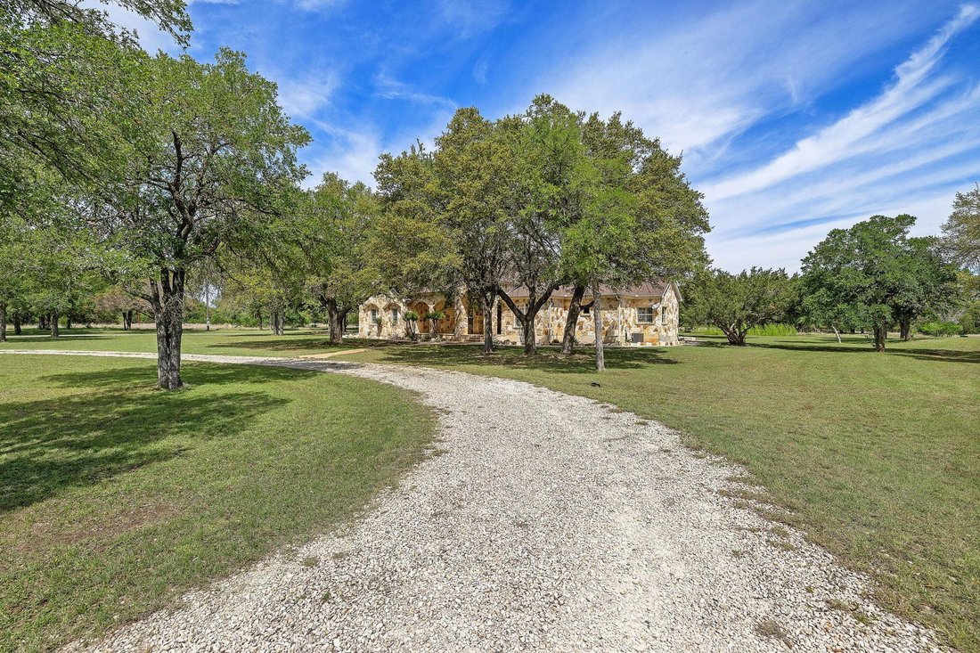 House in Jarrell, Texas, United States 5 - 17631780