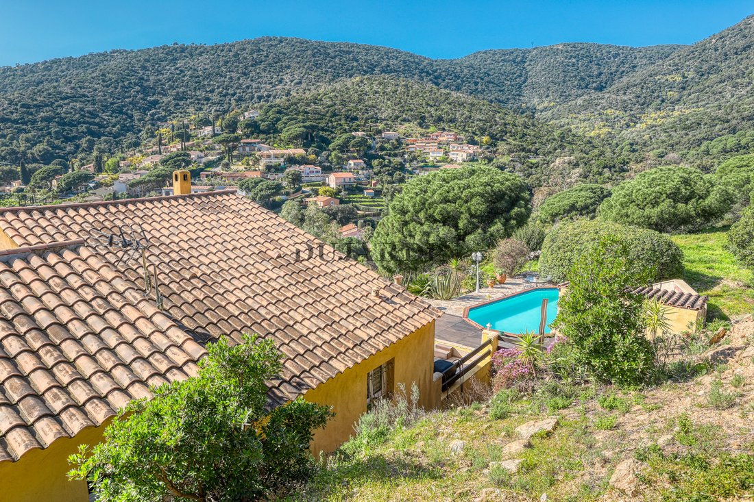 Casa a Le Lavandou, Provenza-Alpi-Costa Azzurra, Francia 5 - 17360164