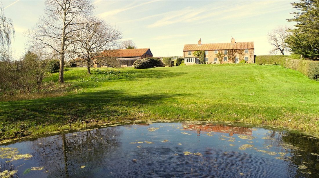 House in Briston, England 3 - 15900131