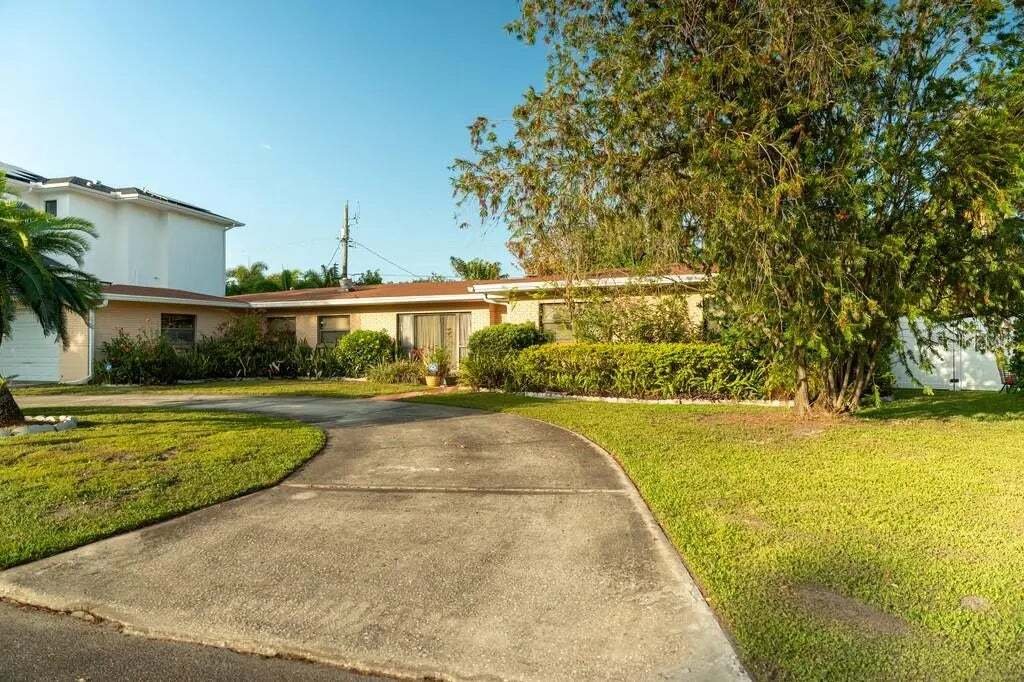 House in Tampa, Florida, United States 3 - 15538680