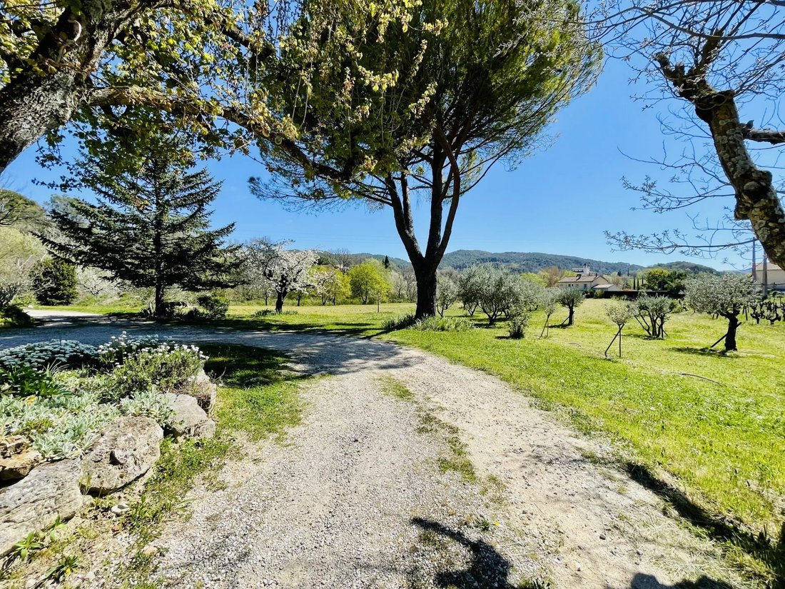 Estate in Saint-Romain-en-Viennois, Provence-Alpes-Côte d'Azur, France 4 - 17629607