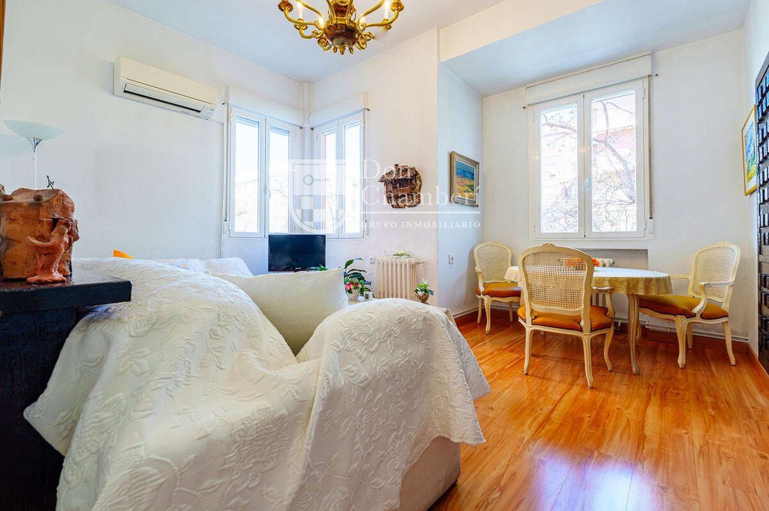 Apartment in Chamberi, Madrid, Spain 4 - 17629346